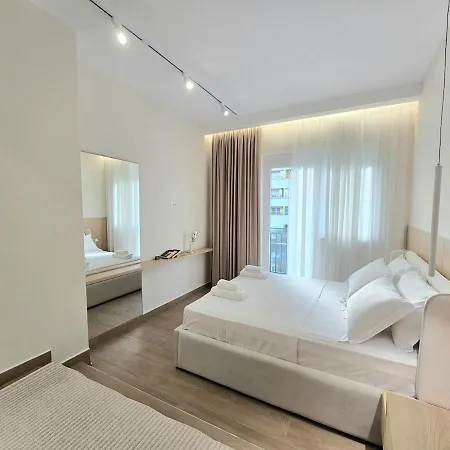 Cityscape Apartment *